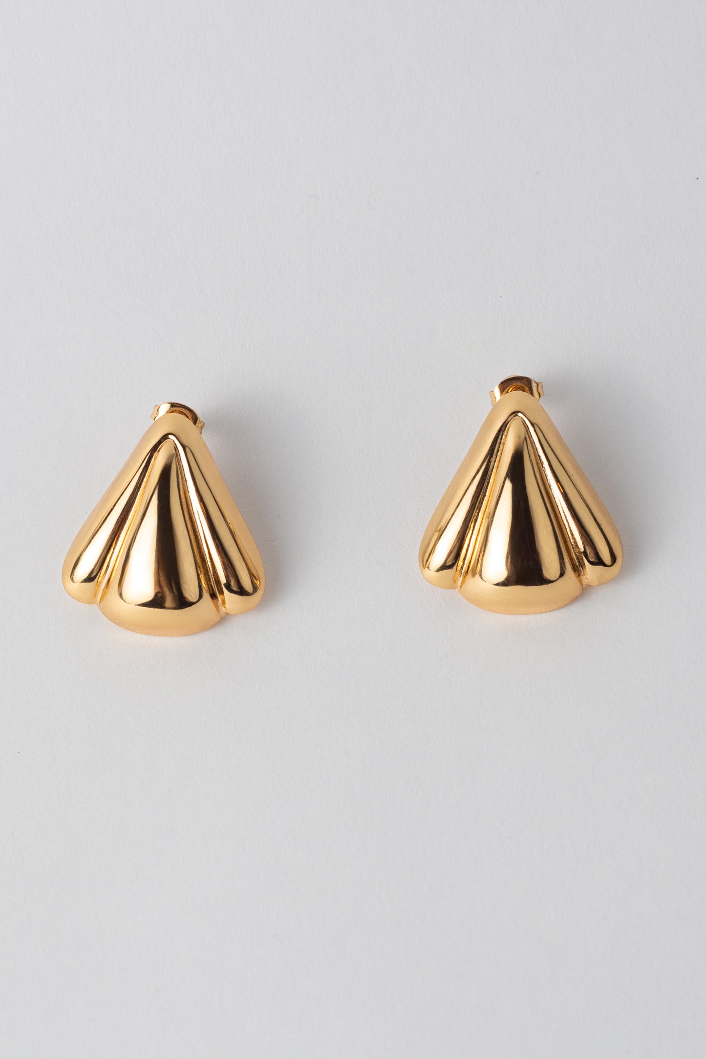 ARETES TRIANGLE