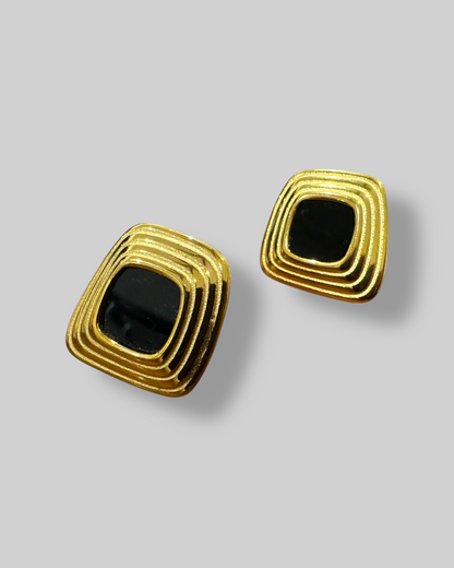 ARETES CLASSIC BLACK